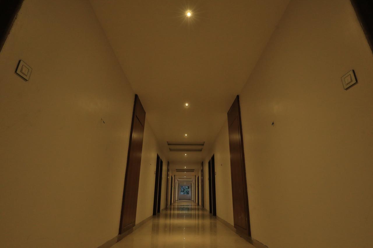 Hotel Tania Searock Daman Esterno foto
