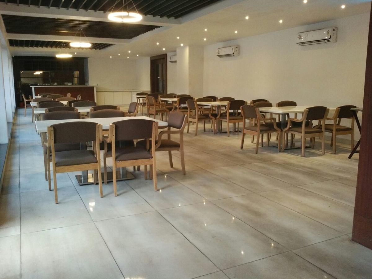 Hotel Tania Searock Daman Esterno foto