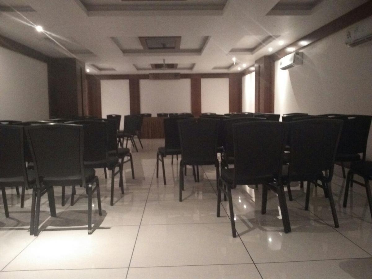 Hotel Tania Searock Daman Esterno foto